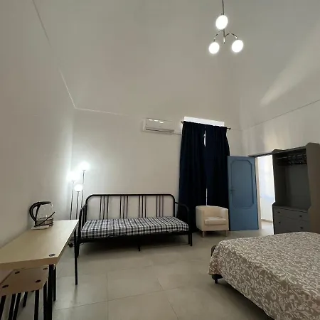 Pensión Malakia #rooms - Scardicchio Maisons Trani